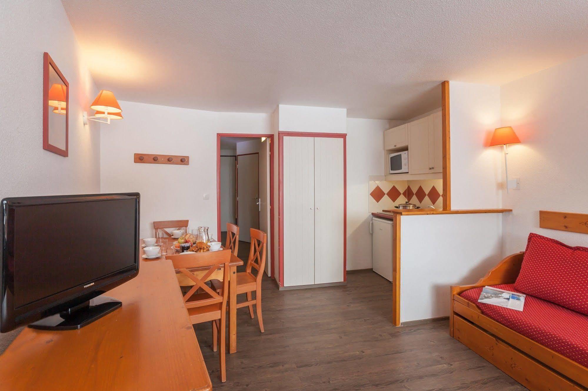 Residence Les Melezes Alpe d'Huez Buitenkant foto